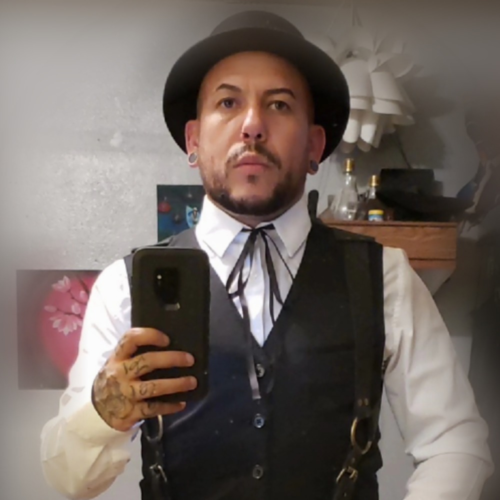 Meet your Posher, Philip